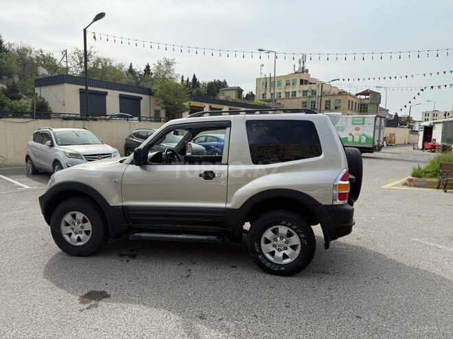 Mitsubishi Pajero 2001, 347,000 km - 3.0 l - Bakı