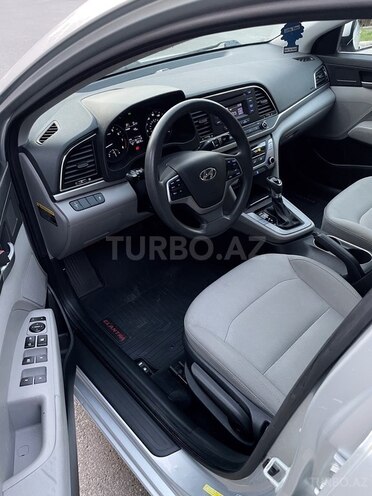 Hyundai Elantra 2017, 198,000 km - 2.0 l - Bakı