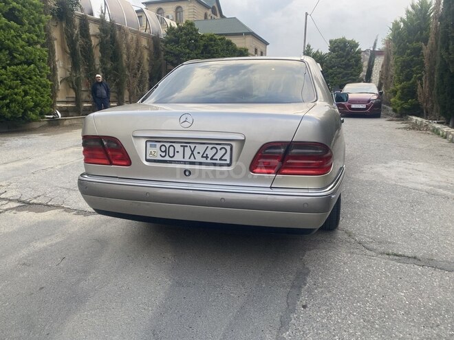 Mercedes E 240 1998, 270,000 km - 2.4 l - Bakı