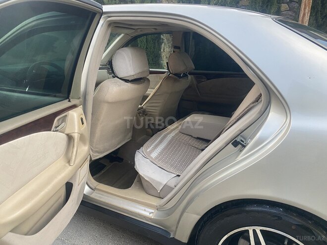 Mercedes E 240 1998, 270,000 km - 2.4 l - Bakı