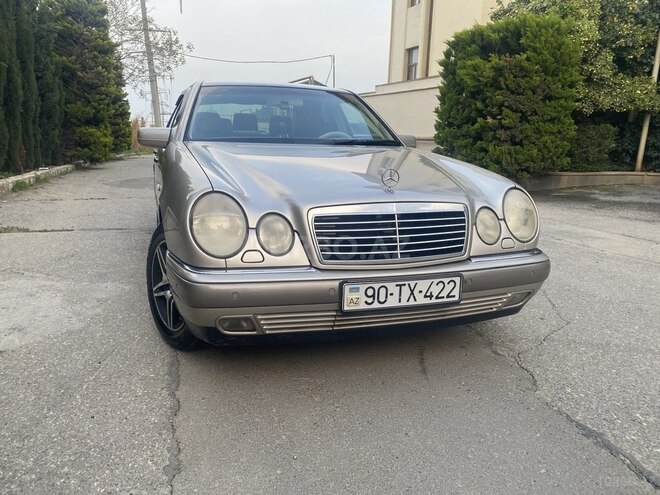 Mercedes E 240 1998, 270,000 km - 2.4 l - Bakı