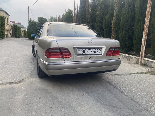 Mercedes E 240 1998, 270,000 km - 2.4 l - Bakı