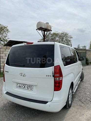 Hyundai H-1 2010, 460,000 km - 2.5 л - Xaçmaz