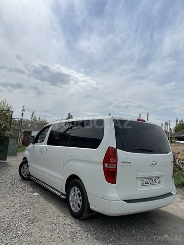 Hyundai H-1 2010, 460,000 km - 2.5 л - Xaçmaz