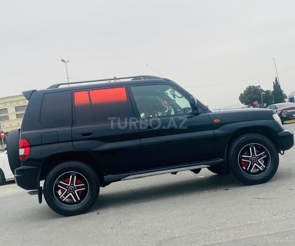 Mitsubishi Pajero io 1999, 243,700 km - 1.8 l - Bakı