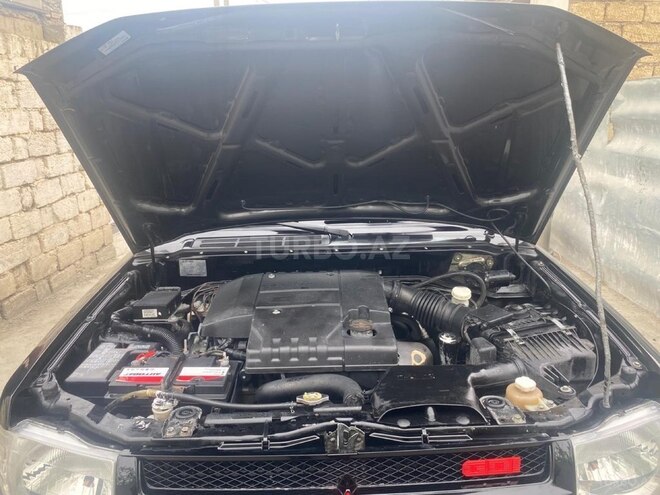 Mitsubishi Pajero io 1999, 243,700 km - 1.8 l - Bakı