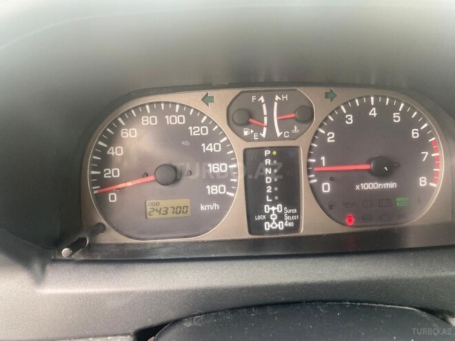 Mitsubishi Pajero io 1999, 243,700 km - 1.8 l - Bakı