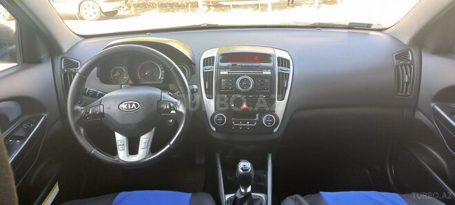 Kia Ceed 2009, 366,000 km - 1.6 л - Sumqayıt