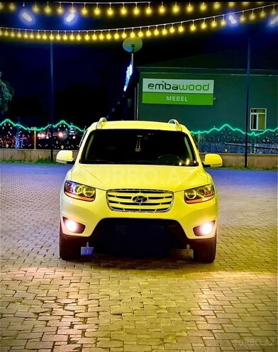 Hyundai Santa Fe 2010, 199,999 km - 2.0 л - Şirvan