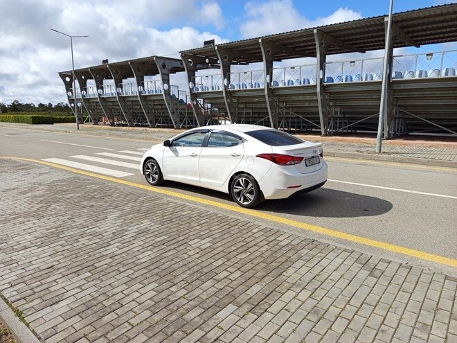 Hyundai Elantra 2014, 141,000 km - 1.8 l - Bakı