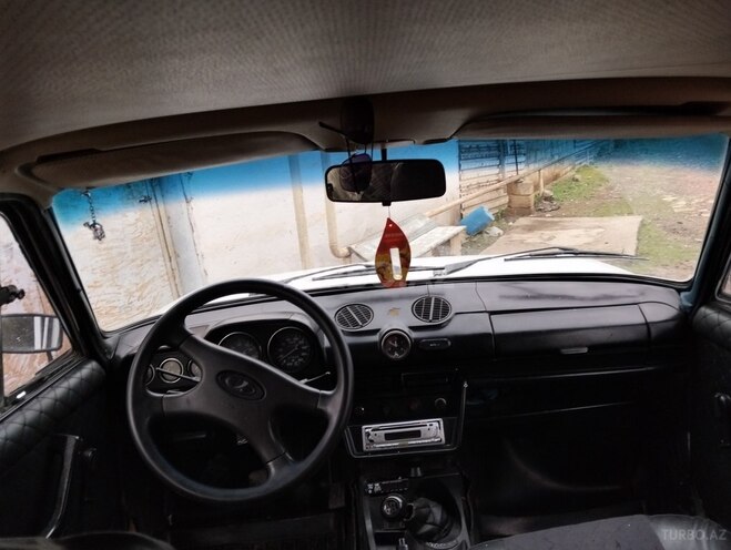 LADA (VAZ) 2106 1981, 58,000 km - 1.5 l - Salyan