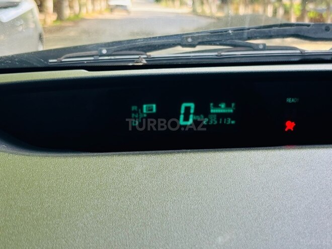 Toyota Prius 2008, 378,196 km - 1.5 l - Salyan