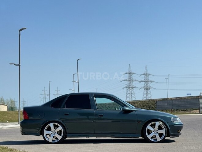Opel Vectra 2001, 426,000 km - 1.6 l - Bakı