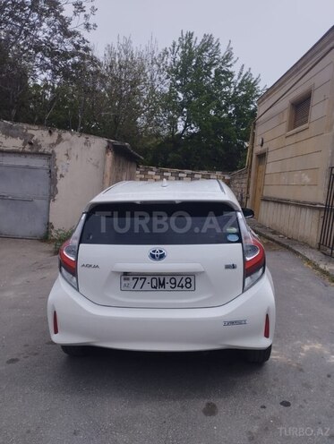 Toyota Aqua 2017, 120,000 km - 1.5 l - Bakı