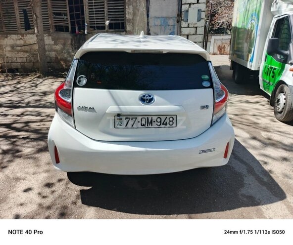 Toyota Aqua 2017, 120,000 km - 1.5 l - Bakı