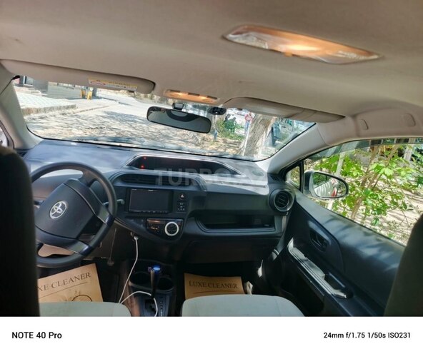 Toyota Aqua 2017, 120,000 km - 1.5 l - Bakı