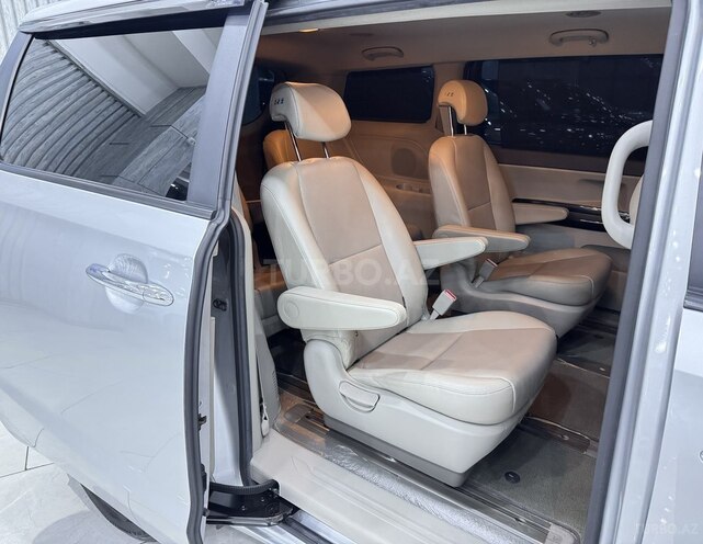 Kia Carnival 2015, 217,000 km - 2.2 l - Bakı
