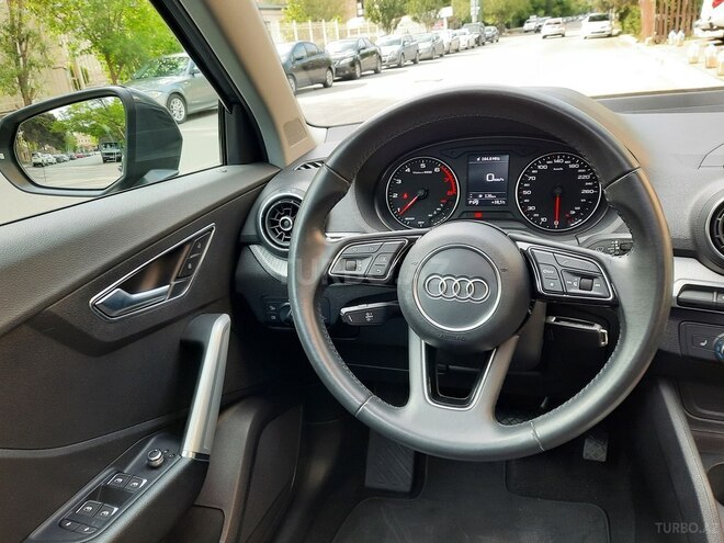 Audi Q2 2017, 47,000 km - 1.4 л - Bakı