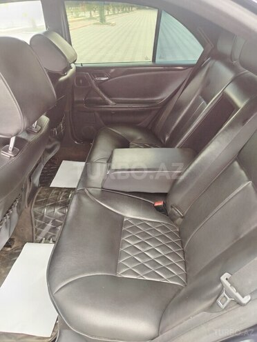 Mercedes E 220 d 2001, 216,318 km - 2.2 л - Şirvan