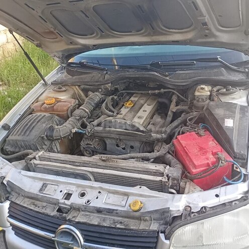 Opel Omega 1996, 285,533 km - 2.0 l - Bakı
