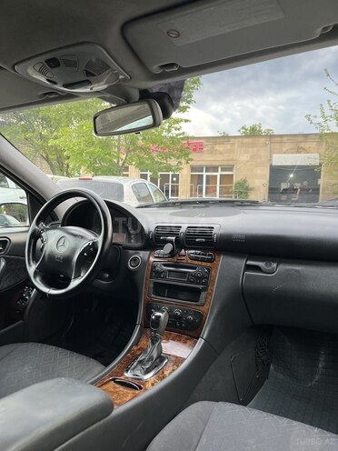Mercedes C 240 2000, 243,167 km - 2.4 l - Ağstafa