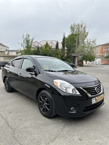 Nissan Sunny 2013, 166,138 km - 1.5 л - Bakı