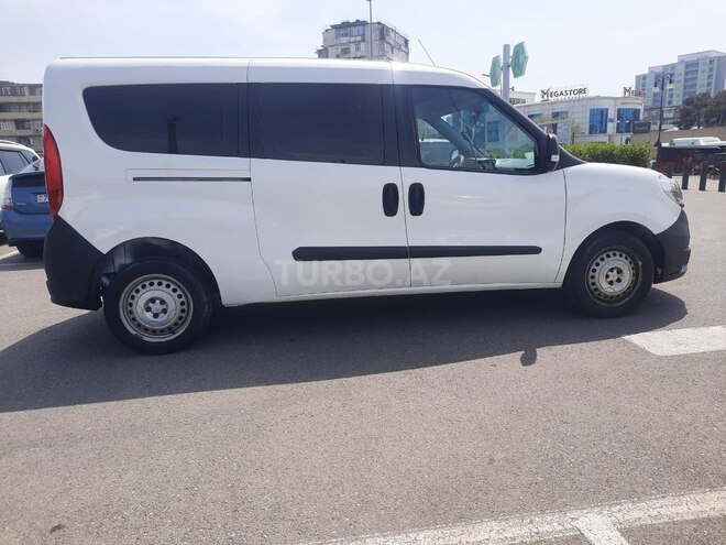 Fiat Doblo 2017, 110,935 km - 1.3 л - Bakı