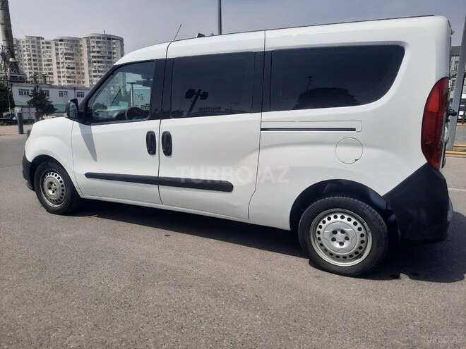 Fiat Doblo 2017, 110,935 km - 1.3 л - Bakı