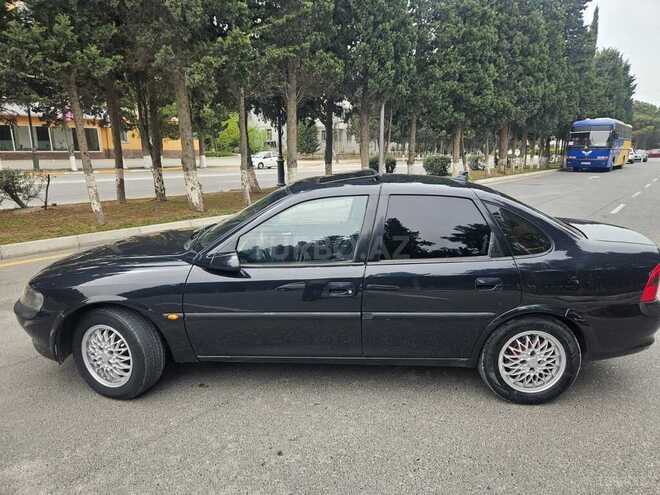 Opel Vectra 1996, 44,500 km - 1.8 l - Sumqayıt