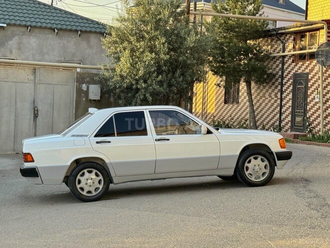 Mercedes 190 1993, 280,000 km - 2.0 л - Bakı