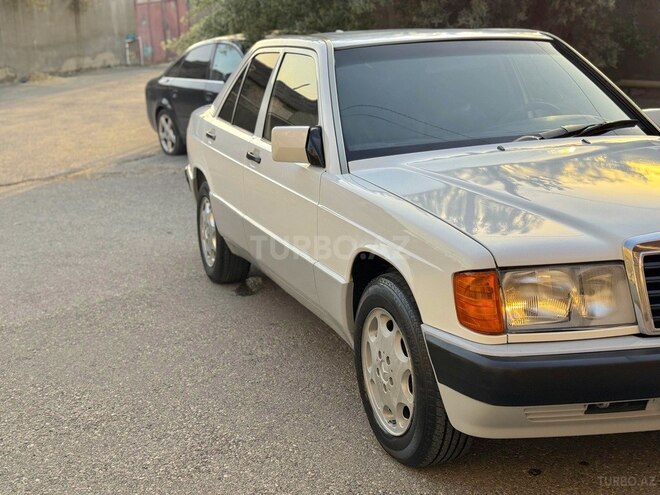 Mercedes 190 1993, 280,000 km - 2.0 л - Bakı