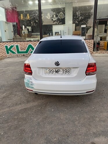 Volkswagen Polo 2018, 250,000 km - 1.6 l - Bərdə