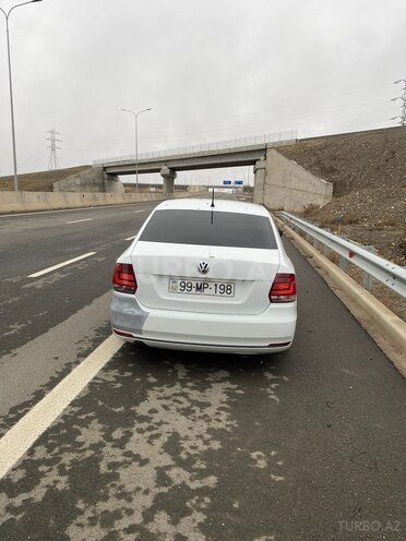 Volkswagen Polo 2018, 250,000 km - 1.6 l - Bərdə