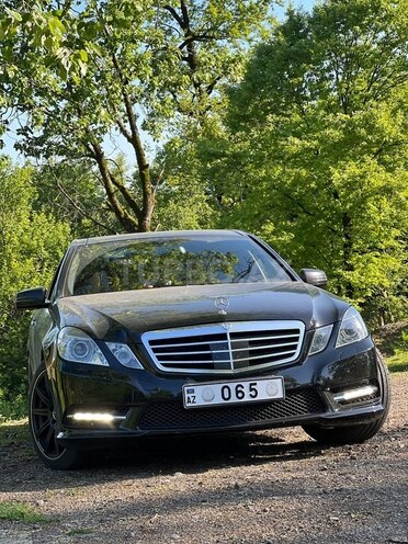 Mercedes E 350 2009, 373,500 km - 3.5 l - Bakı