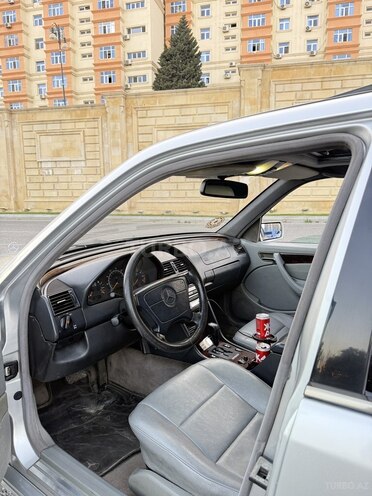 Mercedes C 230 1997, 360,000 km - 2.3 л - Bakı