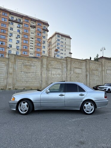 Mercedes C 230 1997, 360,000 km - 2.3 л - Bakı