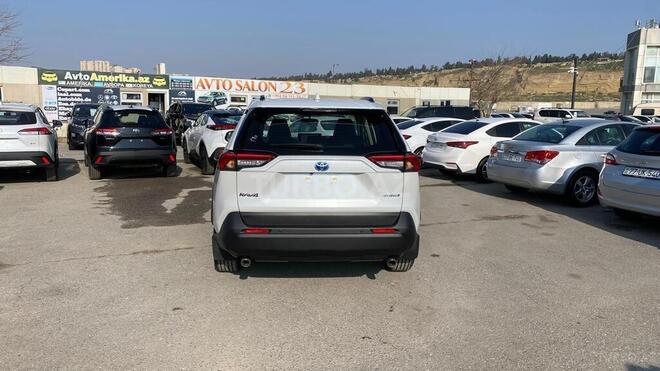 Toyota RAV4-2