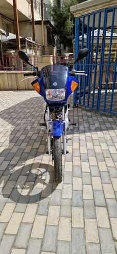 Yamaha YBR 125-1
