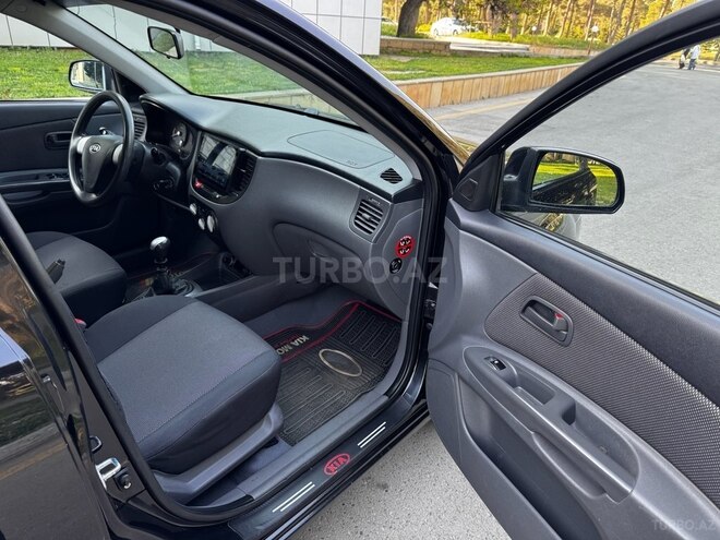 Kia Rio 2006, 270,000 km - 1.4 l - Bakı