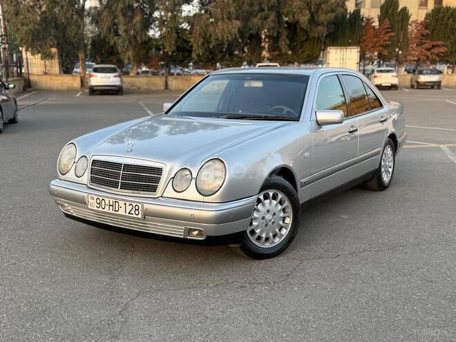 Mercedes E 240 1998, 212,797 km - 2.4 l - Bakı