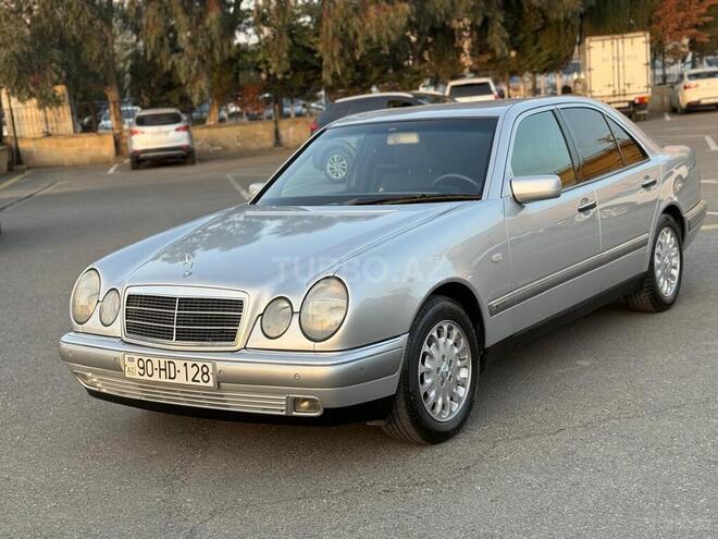 Mercedes E 240 1998, 212,797 km - 2.4 l - Bakı