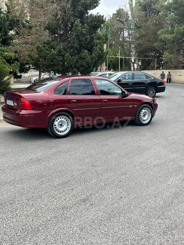 Opel Vectra 1998, 285,000 km - 1.6 l - Sumqayıt