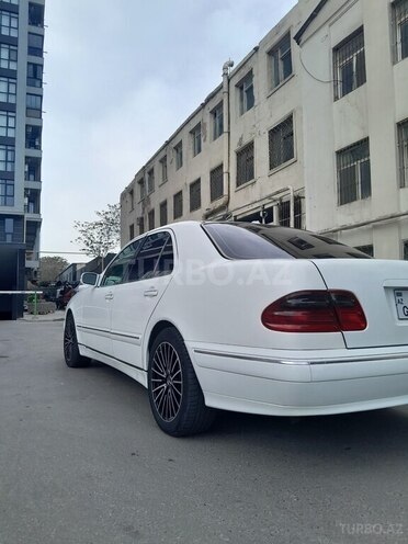 Mercedes E 320 2000, 213,211 km - 3.2 l - Bakı