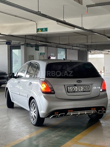 Kia Rio 2009, 270,000 km - 1.4 l - Bakı