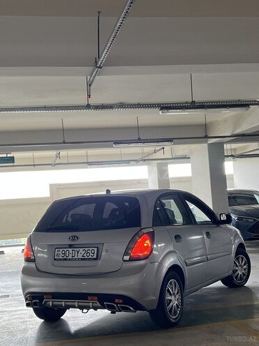 Kia Rio 2009, 270,000 km - 1.4 l - Bakı