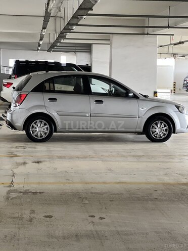 Kia Rio 2009, 270,000 km - 1.4 l - Bakı