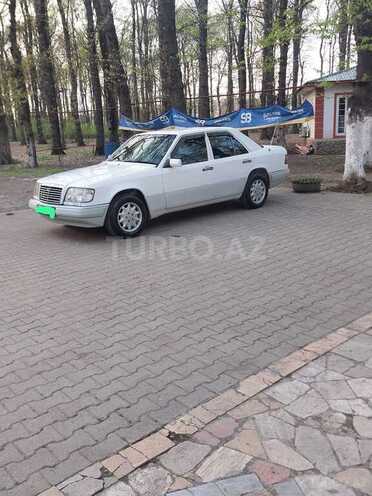 Mercedes E 250 1994, 895,458 km - 2.5 л - Göytəpə