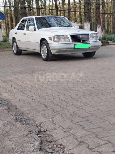 Mercedes E 250 1994, 895,458 km - 2.5 л - Göytəpə