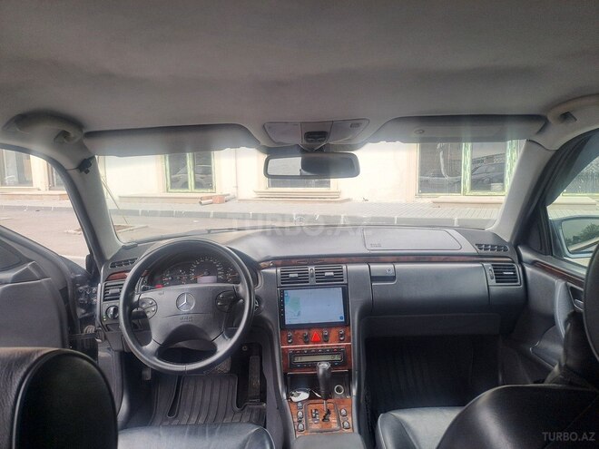 Mercedes E 240 1999, 313,000 km - 2.4 л - Bakı