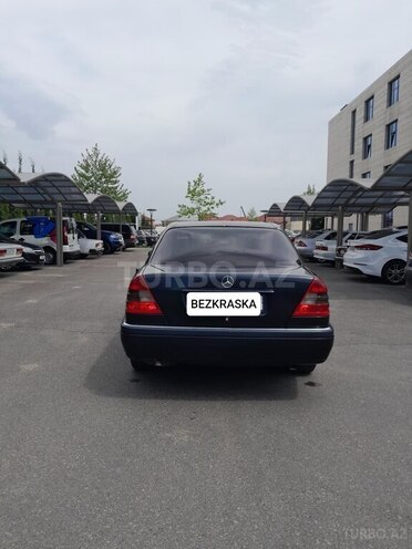 Mercedes C 180 1995, 450,000 km - 1.8 l - Quba